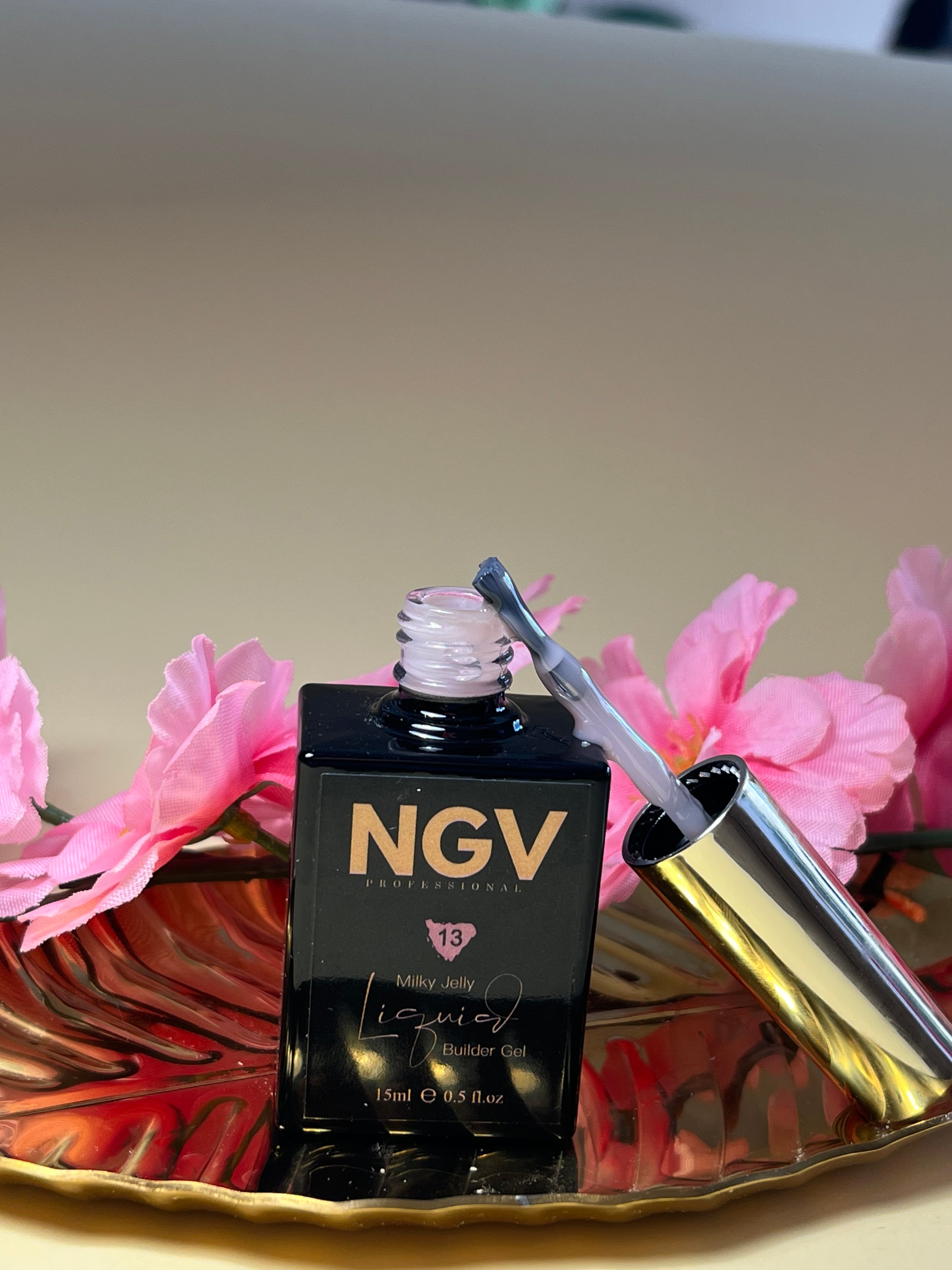 Liquid builder gel “Nude”